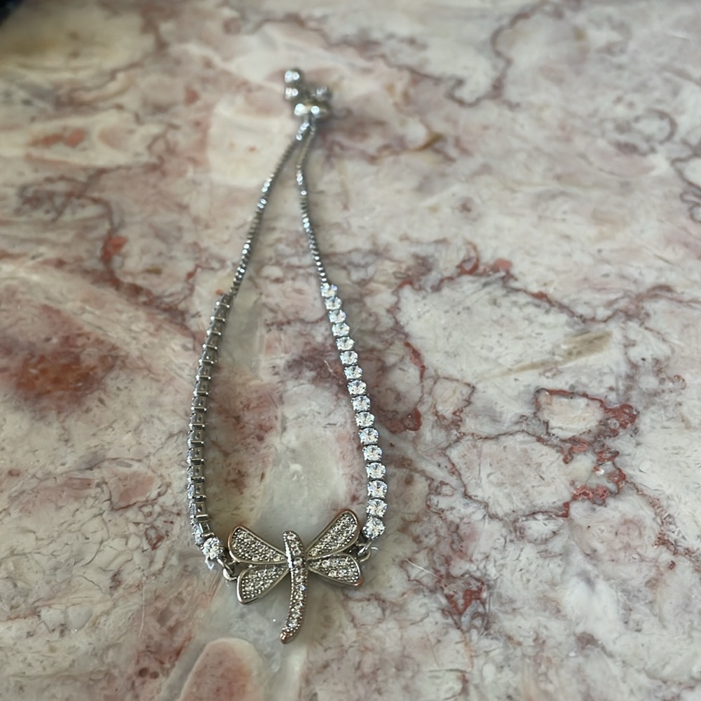 NWT~Woman’s Sterling Silver Diamonique Slide Adjustable Dragonfly Bracelet - Picture 4 of 9